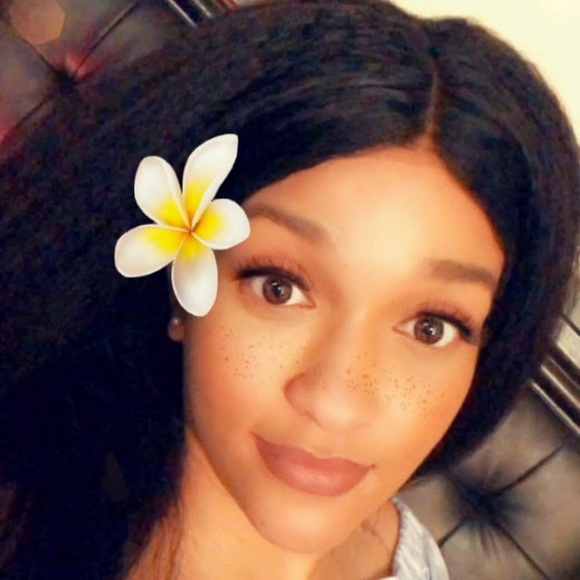 Meet your Posher, Asicha - Picture 1 of 1